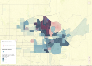 Mapa de Omaha con la cantidad de asma de adultos y esperanza de vida. Los resultados peores en salud coinciden con las zonas más pobres.